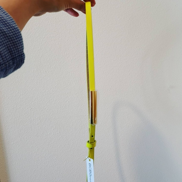 NWT Bcbgeneration neon yellow thin belt - Picture 5 of 7